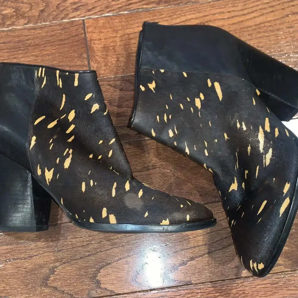 Cole Haan Women’s Calf Hair‎ Block Heel Ankle Boots Black Brown Speckled Size 10